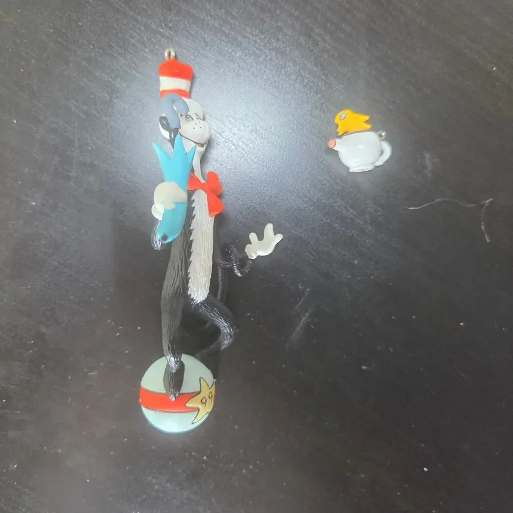 Vintage 1999 Hallmark Keepsake Dr. Seuss The Cat In The Hat Ornament